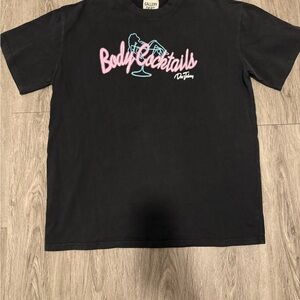Gallery Tee “Body Cocktails” Size XL